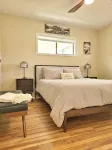 Adventure's Home Base - Hot Tub, King Sized Bed, and Enclosed Solarium!