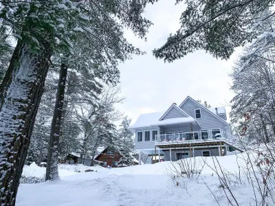 WATERFRONT COTTAGE in Muskoka
