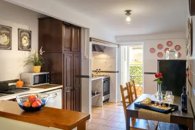 Apartment Almoura Giraldo Hotels in 