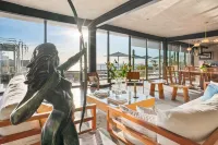 Luxurious Residence with Panoramic Views to the Sea of Cortés