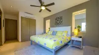 Luxury Condo at Zenith in the Heart of Romantic zone. Best Location 1BR/2Baths