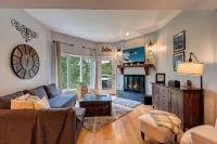 Mountain Modern Condo on EagleVail Golf Course near Vail and Beaver Creek