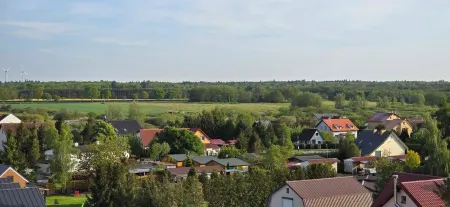 Apartment with sea view, sauna and swimming pool. 5 min from the beach.