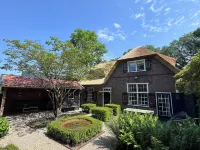 Beautiful cottage in Laren Hotel in zona the Brink