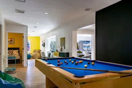 Casa Spur/8BR Villa/Miami Mini Resort w/ Pool+