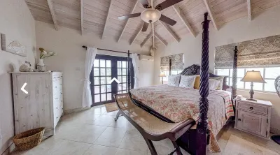 Luxury Villa With Pool, Outdoor Beds on Cliff Top Near Crane Beach