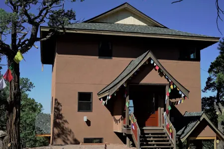 Spanish Creek Home - 7 beds/3 bathrooms - sleeps 7-10