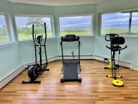 Cozy 6BR Ocean Front Snow Mountain View Villa
