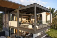 Luxury Rental, Amazing Views!Concierge Service availableMonthly Rentals