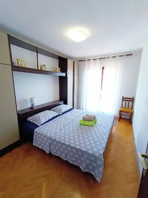 Seafront rural house at Croatia island for families and large groups Hôtels à proximité de : Église et monastère bénédictin