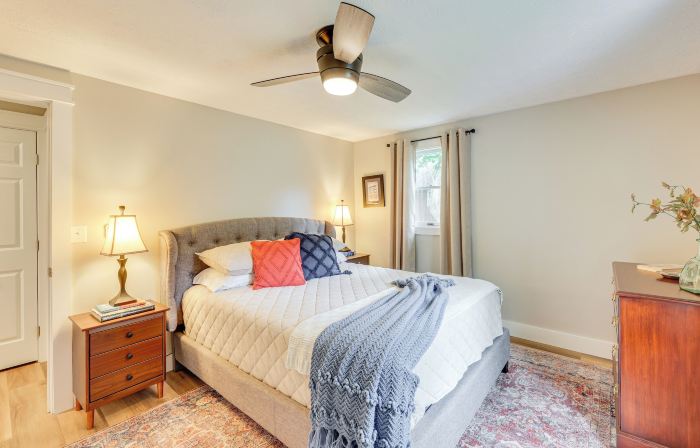 Greenbrier River Retreat w/ Deck - Steps to Trail!
