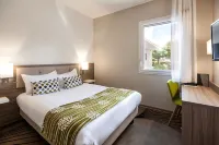 Logis Hotel Restaurant & Spa Au Comte d'Ornon Hoteles cerca de IUT Informatique