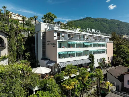 Hotel la Perla Отели рядом с достопримечательностью «I Love Ascona Sign»