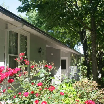 Elm Lodge Bright Отели в г. Брайт