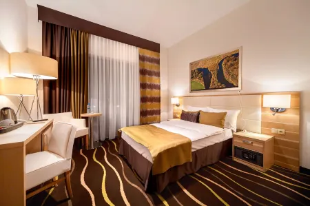 Słoneczny Zdrój Medical Spa & Wellness Отели в г. Буско-Здруй