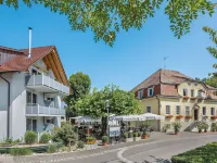 Gasthaus Schiff Hotels in Moos