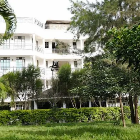 Queen's Way Resort