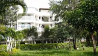 Queen's Way Resort