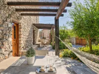 Mare Monte Luxury Suites Spetses otelleri