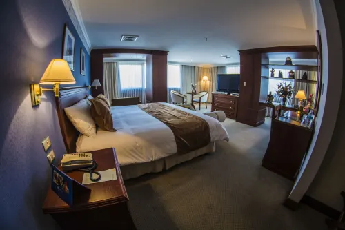 Hotel Emperador Hotels in Parroquia Antonio Jose Holguin