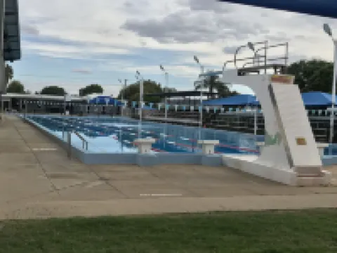 龍貓白桉樹汽車旅館 欽奇利亞酒店