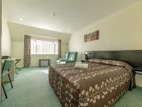 Legends Motel Hotels in Palmerston North