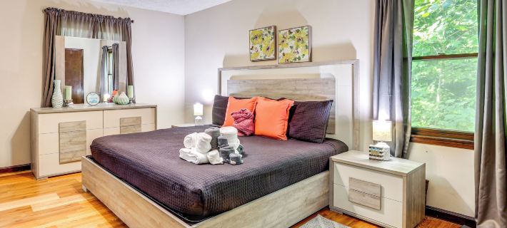 Group Getaway: Spacious Home in Stone Mountain! Hotels in DeKalb County
