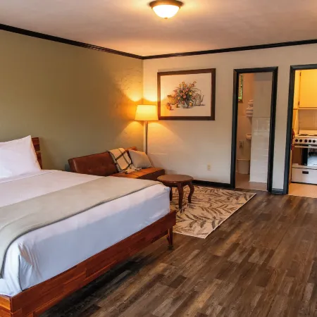 Townsend River Breeze Inn