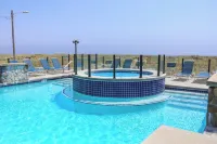 Waves Oceanfront Resort - شاطئ