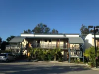 Novena Palms Motel Hotels in Nudgee
