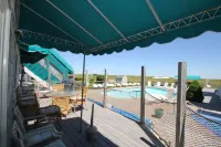 Sea Cliff House Motel - Ocean View