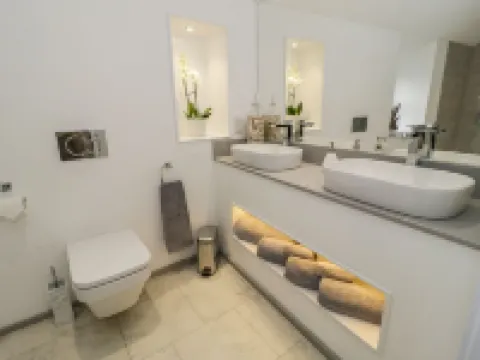 9 Chapel Street Hotels in Conwy