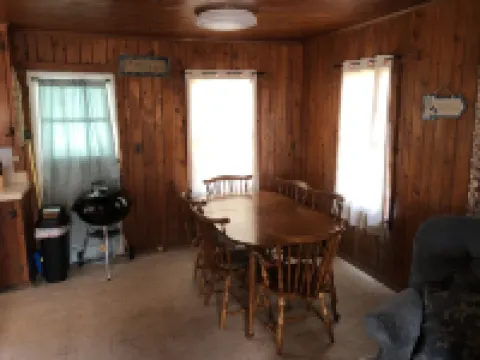 Blackbeard's Retreat - Historic and Pet Friendly 3 Bedroom Cottage by RedAwning Hoteles en Kitty Hawk
