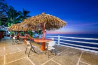 Traditional Sierra Leon Oceanfront Rooms Hôtels à : Puerto Vallarta