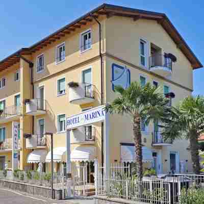 Hotel Marina Hotel Exterior