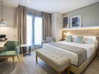 ZT โรงแรมโกลเด้นบาร์เซโลนา โรงแรมใกล้ตึกทอเรแอคบาร์