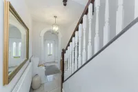 Borrowfield Lodge Hotels in Stanley Common