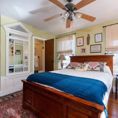 Saratoga Farmstead B&B