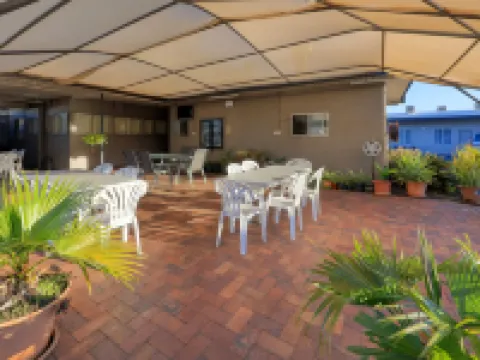 โมเทล 707 โรงแรมในเอเมอรัลด์