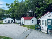 Mackenzie Motel & Cottages Hotels in Shelburne