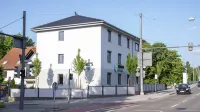Henrys Sleeping am Augsburger Eiskanal Hotel a Friedberg