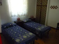 Beautiful view of the lake and mountains, free WiFi, calm.