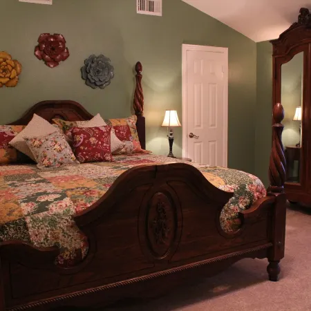 Maple Creek Bed&Breakfast