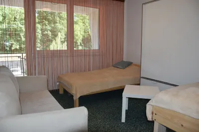 Vidám ház partközelbe