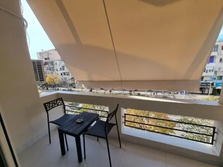 Arkle Apartment 1 Отели рядом с достопримечательностью «Postbllok - Checkpoint Monument»