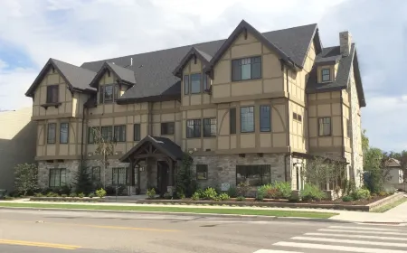 Aspenwood Manor South