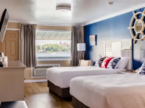 Capt. Thomson's Resort Hotels in Jefferson County