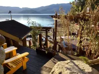 The Tuwanek Hotel and Spa Hotel di Sechelt