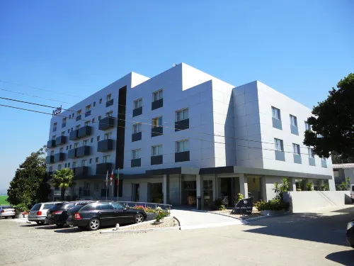 Hotel Feira Pedra Bela - Phòng tập thể hình