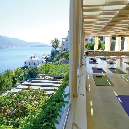 Aegialis Hotel & Spa